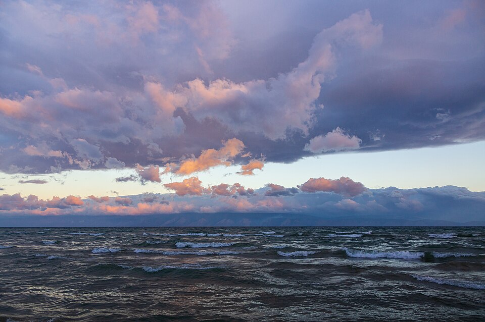 Рассвет на Байкале / Sunrise at Baikal